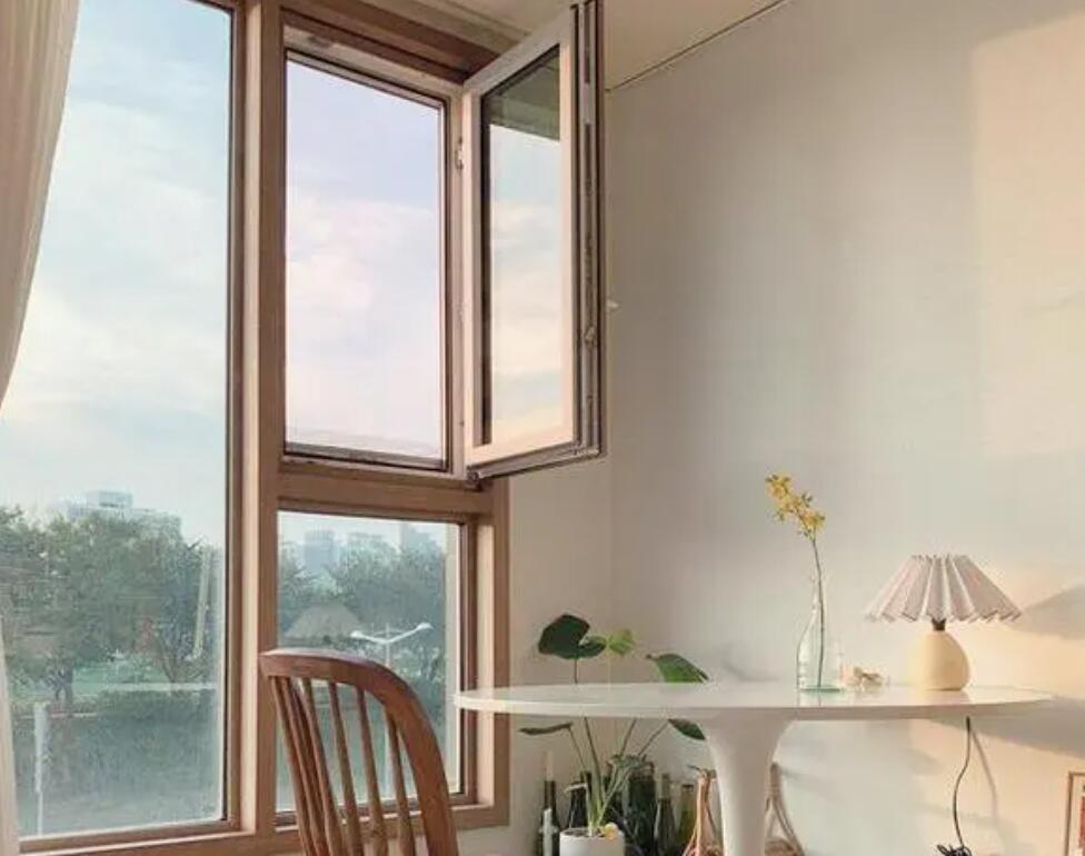 家里的窗户尺寸多大合适？关于门窗还有哪些安全注意事项？