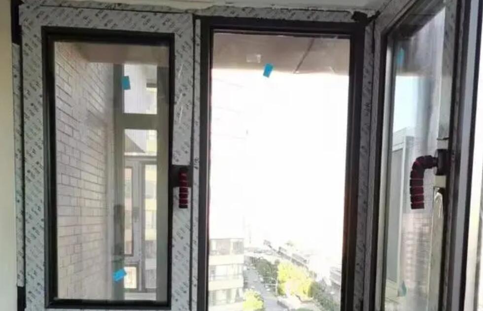断桥铝门窗跟塑钢对比哪个好？良心师傅做了对比
