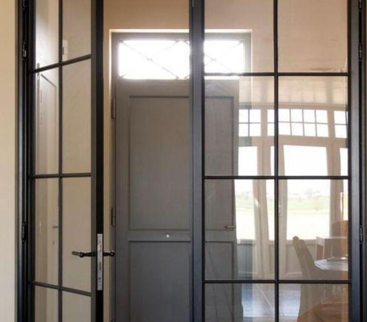 家庭装修之选择难题：铝合金门窗 vs 实木门窗