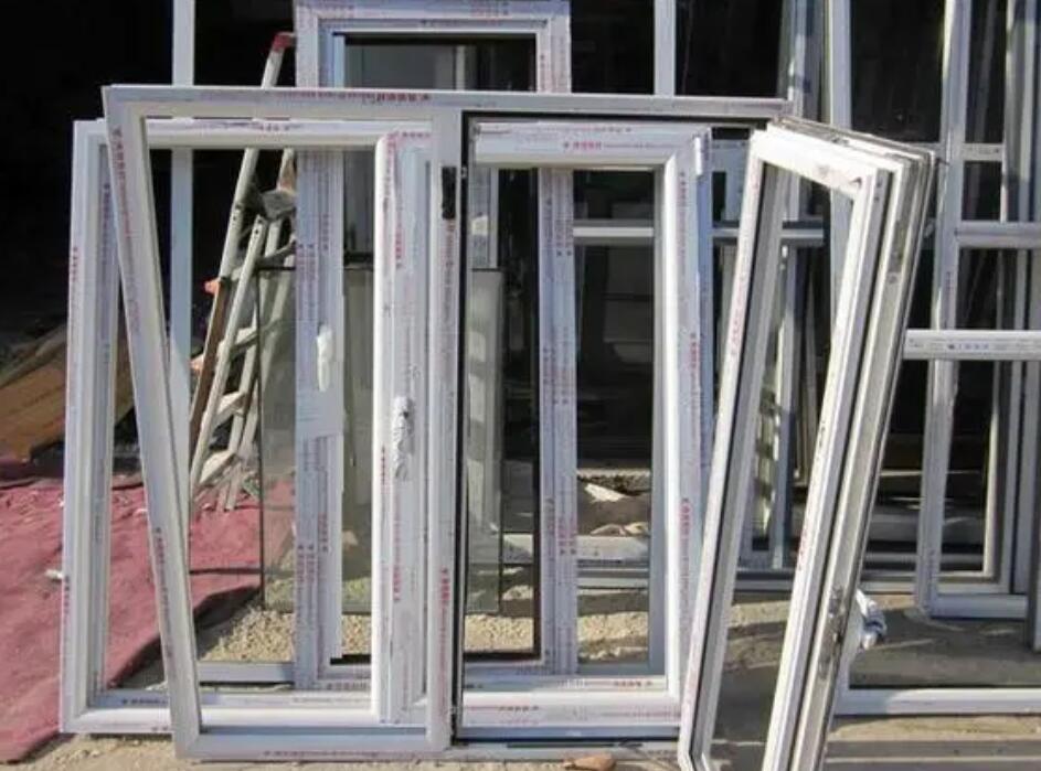 塑钢门窗寿命应该是多少年呢？