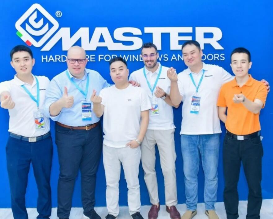 伊博莱门窗与意大利MASTER五金达成深度战略合作